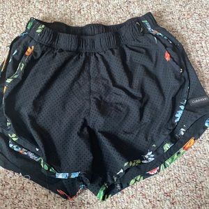 Calvin Klein Size Medium Athletic Shorts